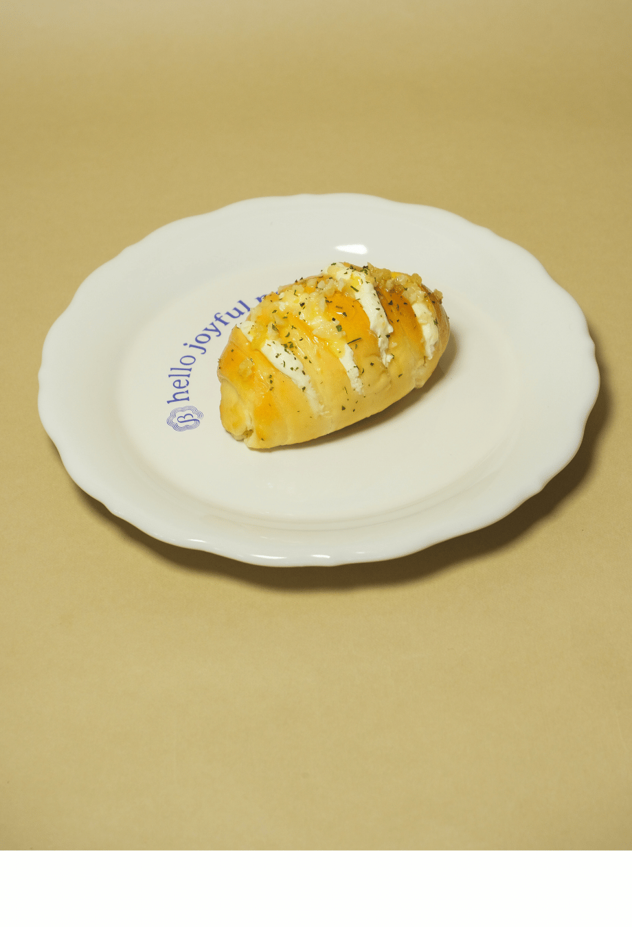 Korean Garlic Salt Bread